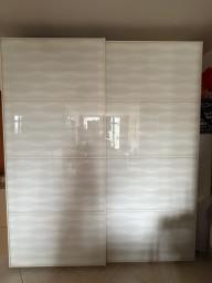 Paxi wardrobe - to dismantle image 1