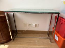 Side table image 2