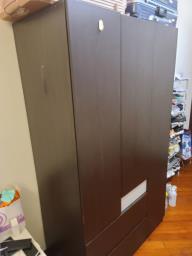 Wardrobe In good condition image 1