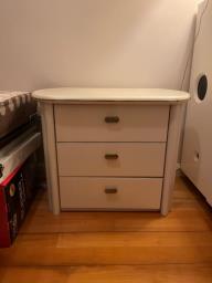 White Lacquer bedside table with gold image 1