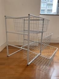 Wire basket image 1