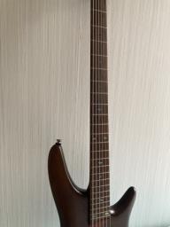 Ibanez Src6 6-string Bass active image 3