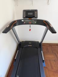 Bh Fitness Treadmill image 4