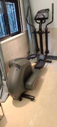 Life Fitness Elliptical Cross Trainer image 1