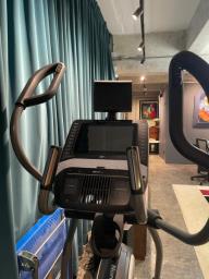 Nordic track elliptical image 2