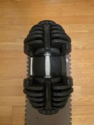 Rowing  machine and 2 dumbells image 4