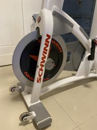Schwann studio spin bike - Ac Performa image 3