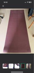 Yoga mat like new image 4