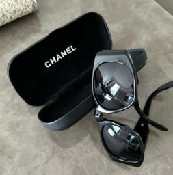 Chanel sunglasses with logo image 1