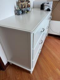 Chest of 6 drawers white great conditi image 2