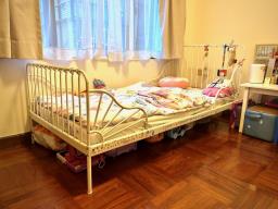 Childs bed extendable with mattress image 1