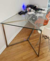 Free Glass Dining Table image 1