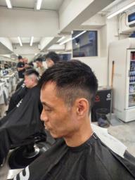 Free mens haircuts atbarber shop central image 3