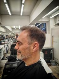 Free mens haircuts atbarber shop central image 5