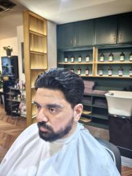 Free mens haircuts - Barbershop image 4