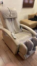 Free Panasonic massage chair image 1