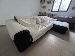 Free Sofa image 1