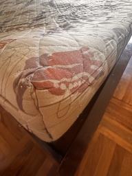 Queen size Mattress image 2