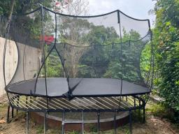 Trampoline - Hours of fun for kids image 1