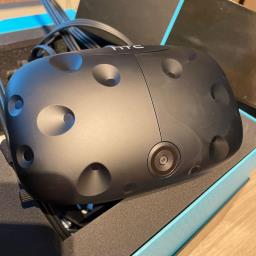 Htc Vive Vr Headset Console Controller image 2