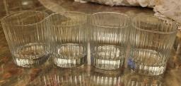 3pc wine glass  n 4pc design glasses image 1