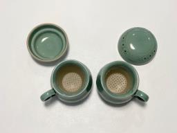 A Pair of Tea Cup with Strainer  Lid image 2