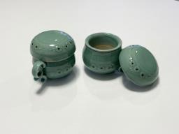 A Pair of Tea Cup with Strainer  Lid image 5