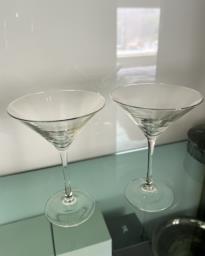 Set of two martini glasses image 1