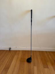 Titleist 917 D2 Driver image 2