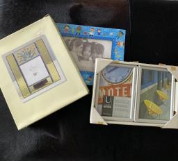 6  picture frames image 1