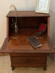 Antique Writing Desk  Bureau image 4