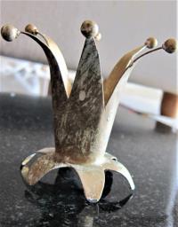 Brushed matt gold candle stand image 1