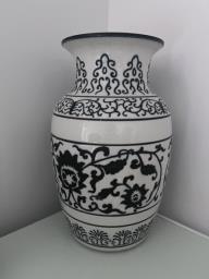 Ceramic vase image 1