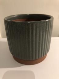 Ceramic vases and plant pot image 5