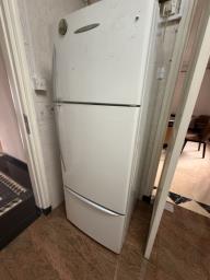 Everything must go tomorrow image 4