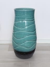 Japan made vase image 1