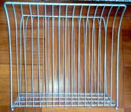 Magazine  Newspaper Rack -acrylicwire image 3