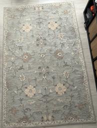 Pottery Barn Floral Pattern Area Rug image 3