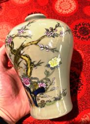 Vintage Ceramic Vase Decor image 1