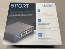 Linksys 5 port Ethernet Switch image 2