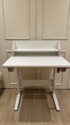 Childs adjustable reading table image 1