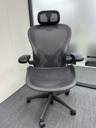 Herman Miller Aeron Chair size C image 1