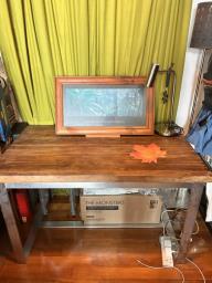 Solid wood Desk with very good condition image 1