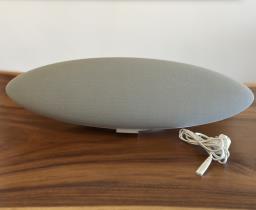 Sale Stylish Bowers  Wilkins Zeppelin image 1