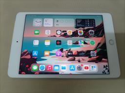 Ipad mini 4 image 2