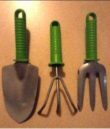 3pcs farm or sand tools image 1