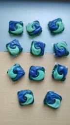 Ariel 3d laundry balls 11pcs image 3