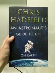 Brand new books image 6