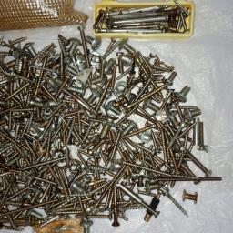 Diy  15  A pile of Screws image 3