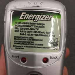 Energizer Compact Charger  4 batteries image 4